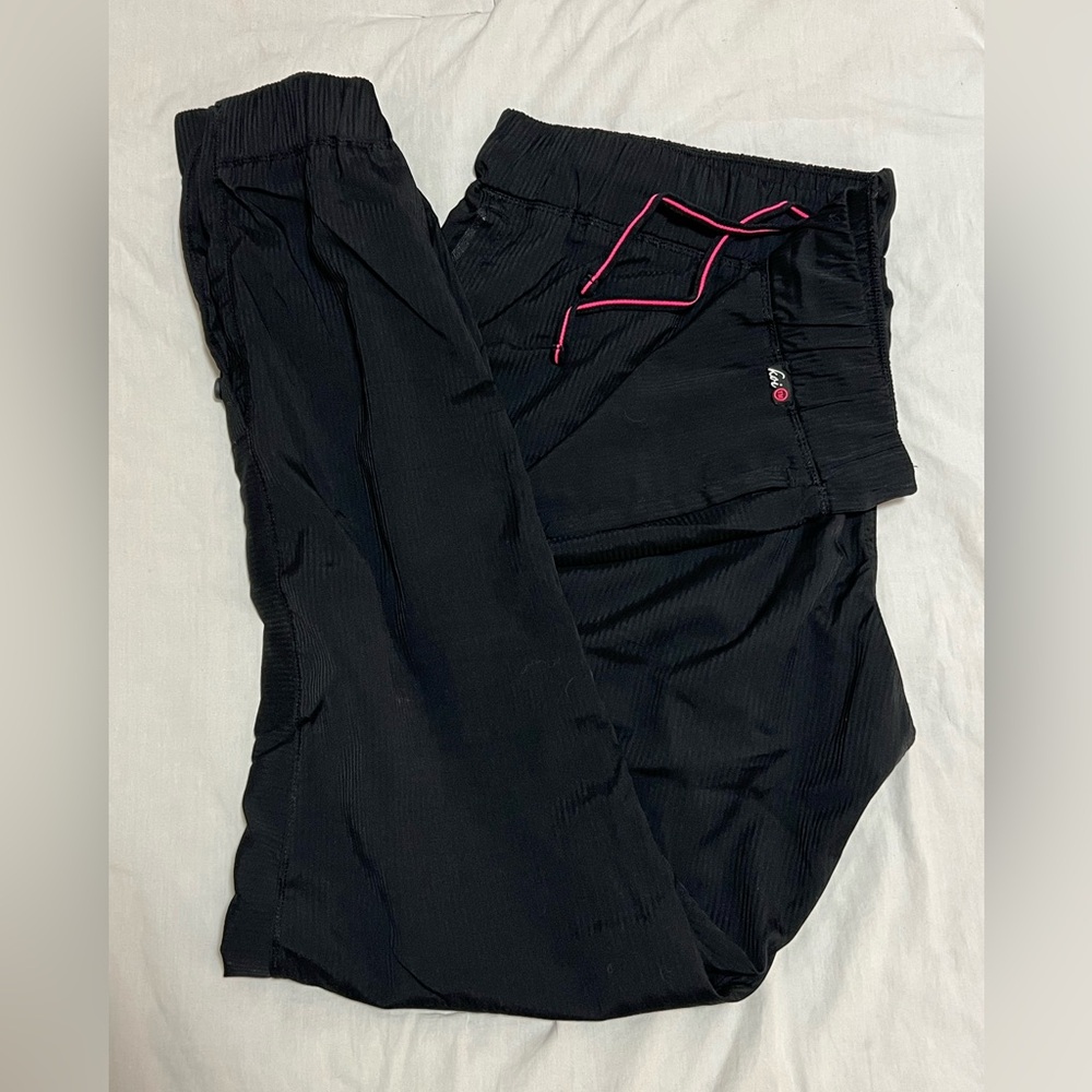** SOLD** Koi lite scrub pant